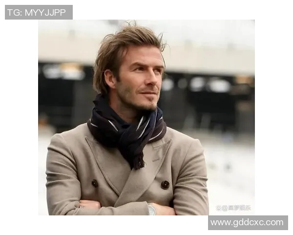 足球明星骑摩托车广告引发热潮展现运动与激情的完美结合